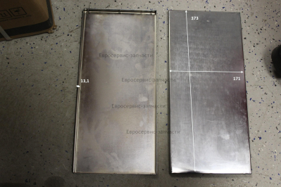 Стол дополнительный (откидной)