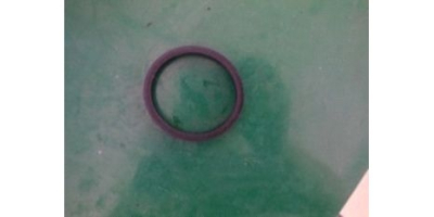 Уплотнение резиновое