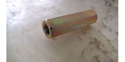 Втулка шестигранная