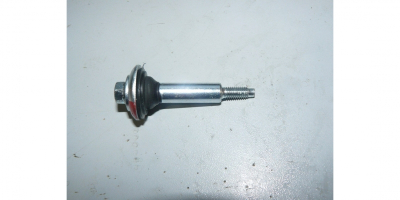 Болт клапанной крышки